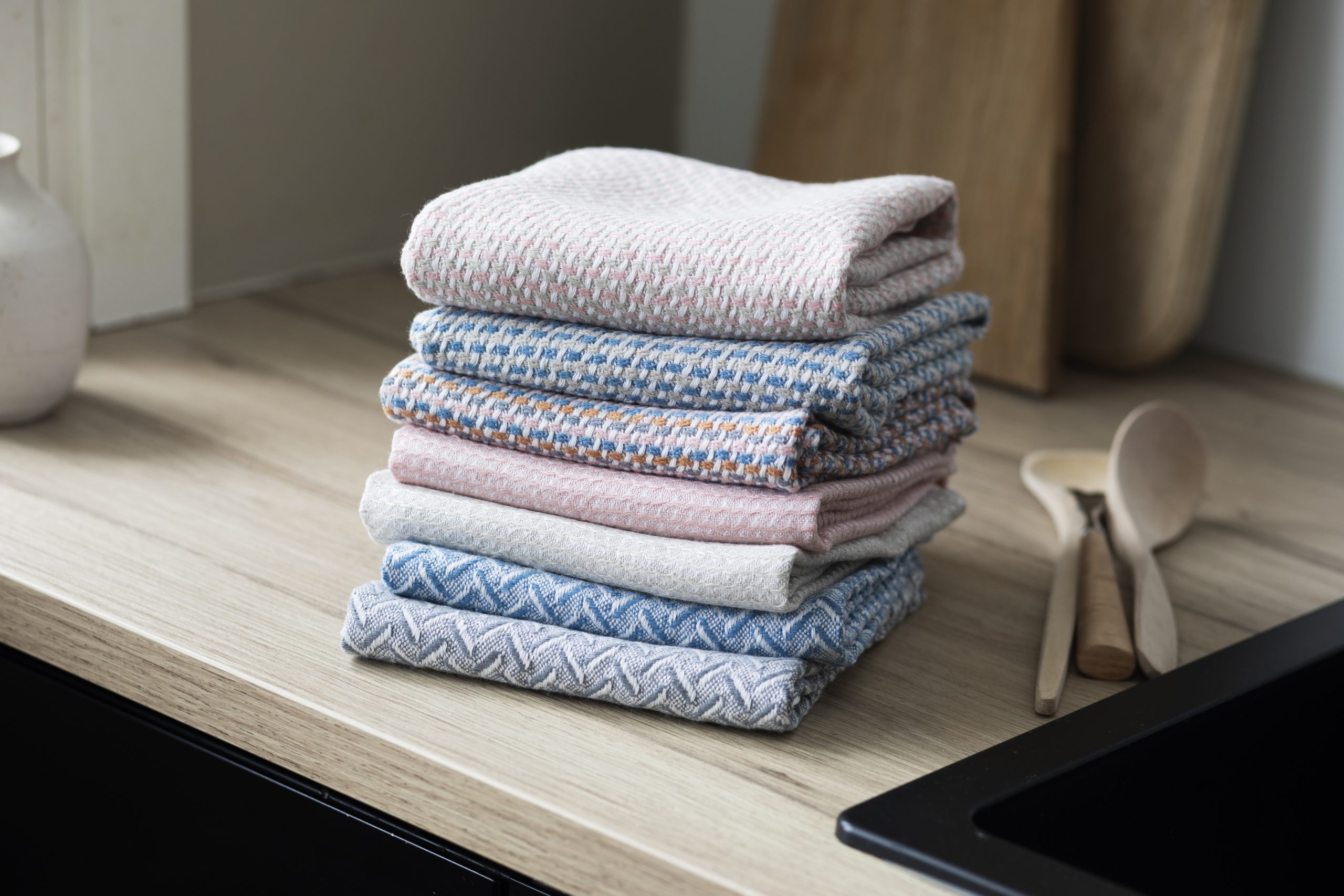 polku_towel_kumpu_towel_lehti_towel_by_helmi_liikanen